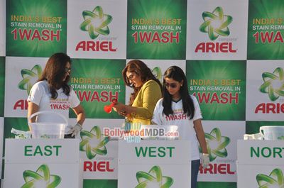 Bolly Celebs at the event organised by Ariel in attempt for a Guinness World Record on the Power of One Wash Technology