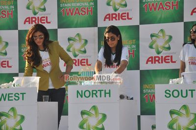 Bolly Celebs at the event organised by Ariel in attempt for a Guinness World Record on the Power of One Wash Technology