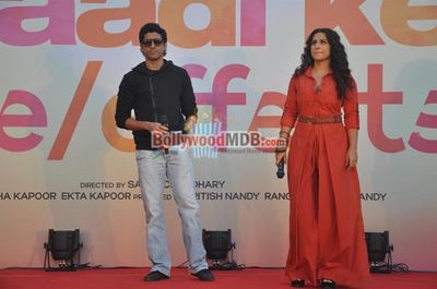 Vidya Balan and Farhan Akhtar promote 'Shaadi Ke Side Effects' with hot air balloon