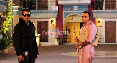 Jimmy Shergill promotes ' Darr @The Mall' on 'Taarak Mehta Ka Ooltah Chashmah' sets