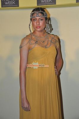 Hot Celebs at Lakme Fashion Week 2014 press meet