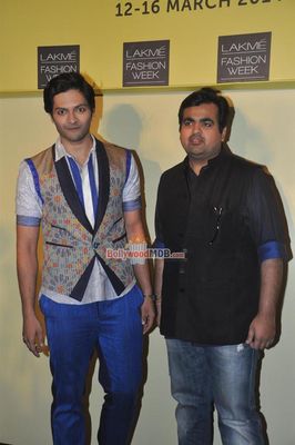 Hot Celebs at Lakme Fashion Week 2014 press meet