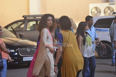 Kangana Ranaut and Lisa Haydon at film 'QUEEN' media interaction