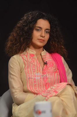 Kangana Ranaut and Lisa Haydon at film 'QUEEN' media interaction