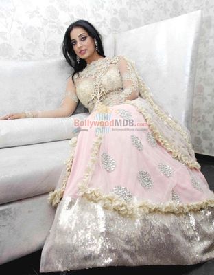Mahi Gill gets Gang of Ghosts makeover by designer Amy Billimoria