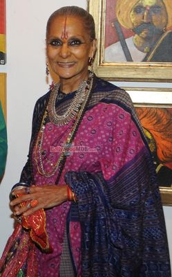 Zeenat Aman and Rati Agnihotri at Raosaheb Gurav's 'Dhangar' themed painting exhibition 'Subraan'