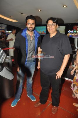 Jimmy Shergill, Nushrat Bharucha, Jackky Bhagnani at film 'Darr @The Mall' first look launch