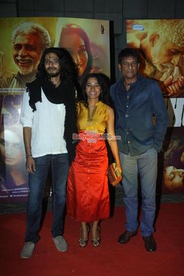 Madhuri Dixit, Huma Qureshi, Arshad Warsi at film 'DEDH ISHQIYA' premiere
