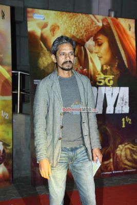 Madhuri Dixit, Huma Qureshi, Arshad Warsi at film 'DEDH ISHQIYA' premiere