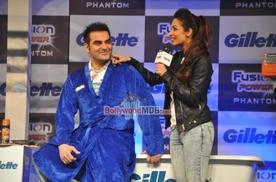 Bolly Celebs join India's 1st Shave Theater by GILLETTE to demonstrate 'Shaved is Bathed'