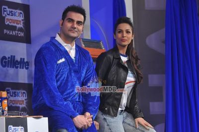 Bolly Celebs join India's 1st Shave Theater by GILLETTE to demonstrate 'Shaved is Bathed'