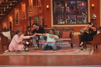 Salman Khan, Daisy Shah, Sohail Khan promote JAI HO on Comedy Nights with Kapil sets