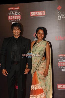 Bolly Celebs at the 20th Annual Life OK Screen Awards