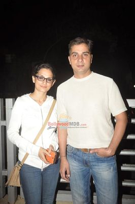 Salman Khan watches 'SHOLAY 3D' with 'JAI HO' team