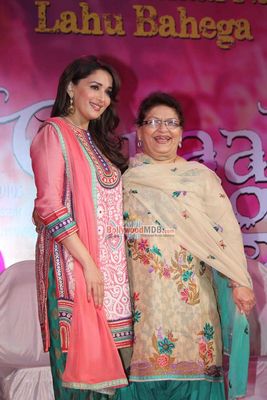 Madhuri Dixit & Juhi Chawla at film 'GULAAB GANG' trailer success celebrations event