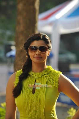 Bolly Celebs at the MID DAY TROPHY