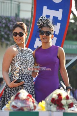 Bolly Celebs at the MID DAY TROPHY