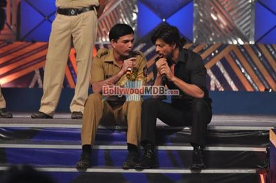 Hottest Bolly Celebs perform at UMANG 2014, the Mumbai Police Entertainment event