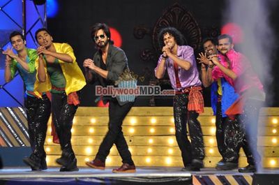 Hottest Bolly Celebs perform at UMANG 2014, the Mumbai Police Entertainment event