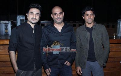 Farhan Akhtar with Vir Das promotes 'Shaadi Ke Side Effects'