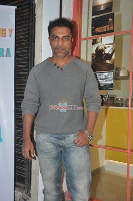 Monica Dogra & photographer Subi Samuel at HOKEY POKEY Ice Creams new branch launch