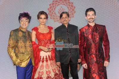 Bipasha Basu & Neil Nitin Mukesh show stopper at Marigold Watches Rohit Verma fashion show