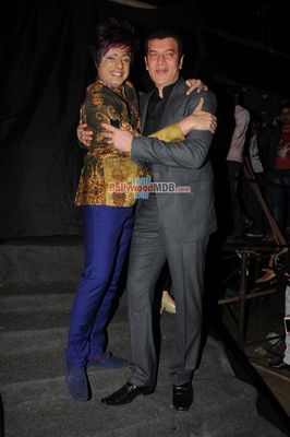 Bipasha Basu & Neil Nitin Mukesh show stopper at Marigold Watches Rohit Verma fashion show