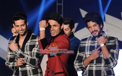Bipasha Basu & Neil Nitin Mukesh show stopper at Marigold Watches Rohit Verma fashion show