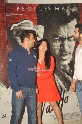 Salman Khan, Daisy Shah, Bruna Abdullah, Ashmit Patel promote film 'JAI HO'
