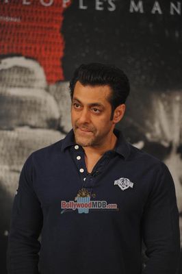 Salman Khan, Daisy Shah, Bruna Abdullah, Ashmit Patel promote film 'JAI HO'