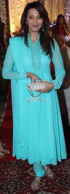 Bollywood Celebs & Politicians at the wedding reception of Karishma and Rohan Palshetkar