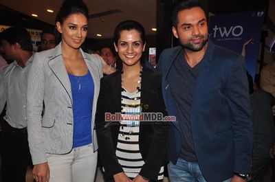 Abhay Deol and Preeti Desai launch film 'ONE BY TWO' T-Shirts merchandise