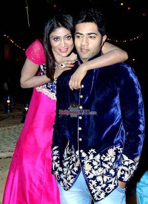 Disha Choudhary, Smriti Sinha, Rahul Jain at film 'ANURADHA' item song shoot