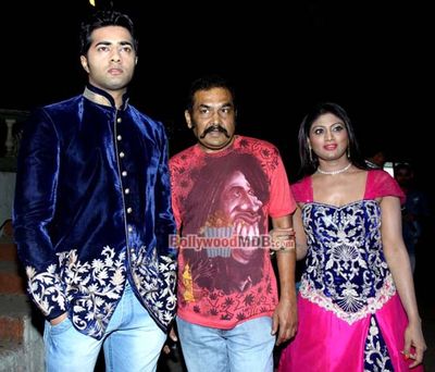 Disha Choudhary, Smriti Sinha, Rahul Jain at film 'ANURADHA' item song shoot