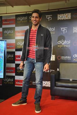 Siddharth Malhotra & Parineeti Chopra launch film 'HASEE TOH PHASEE' app