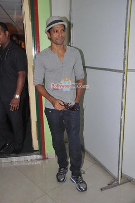 Farhan Akhtar promotes 'SHAADI KE SIDE EFFECTS' at Radio Mirchi 98.3 FM Studios
