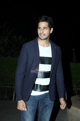 Riteish Deshmukh, Siddharth Malhotra, Mohit Suri at 'EK VILLAIN' success press meet