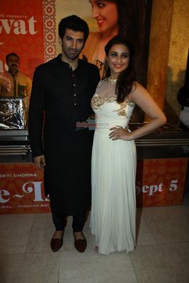 Aditya Roy Kapur and Parineeti Chopra at the Iftar get together for 'Daawat-E-Ishq' trailer launch