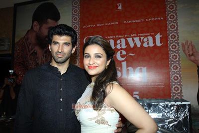 Aditya Roy Kapur and Parineeti Chopra at the Iftar get together for 'Daawat-E-Ishq' trailer launch