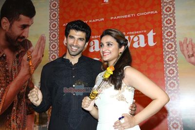 Aditya Roy Kapur and Parineeti Chopra at the Iftar get together for 'Daawat-E-Ishq' trailer launch