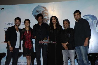 Shahid Kapoor, Tabu, Shraddha Kapoor, Kay Kay Menon, Vishal Bhardwaj, Rekha Bhardwaj at film \'HAIDER\' trailer launch