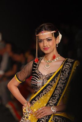 Stars walk the ramp for the Swarovski Show at the IIJW 2014