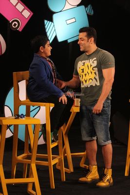 Salman Khan promotes film 'KICK' on Disney show Captain Tiao