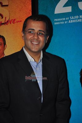 Arjun Kapoor, Alia Bhatt, Karan Johar at film '2 STATES' first look and theatrical trailer launch