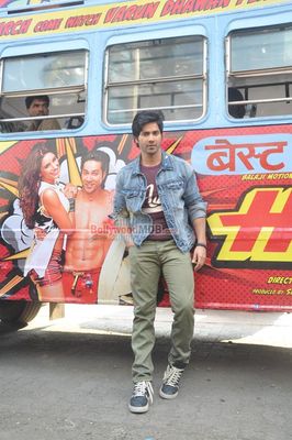 Varun Dhawan and Nargis Fakhri take BEST bus ride to promote film 'MAIN TERA HERO'