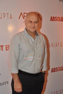 Bolly Celebs at ABSOLUT ELYX party hosted by Sanjay Gupta