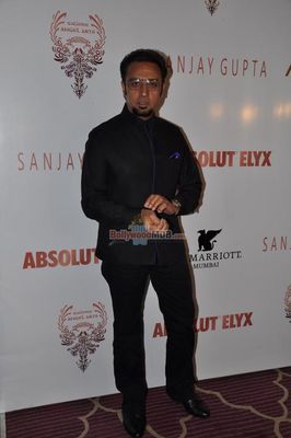 Bolly Celebs at ABSOLUT ELYX party hosted by Sanjay Gupta