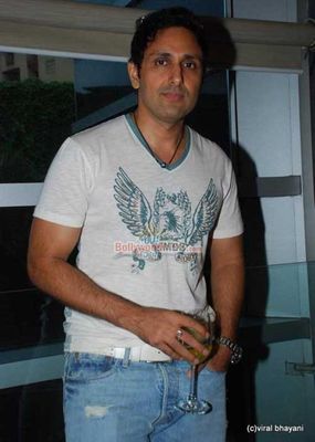Bolly Celebs at ABSOLUT ELYX party hosted by Sanjay Gupta