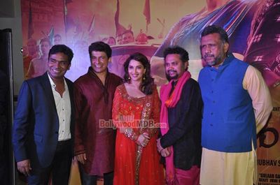 Top Bollywood Celebs at 'GULAAB GANG' special screening