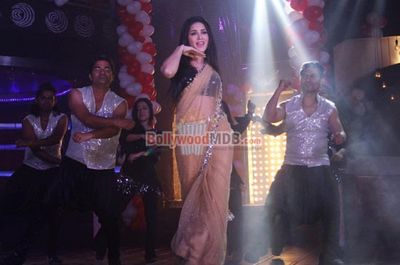 Sunny Leone on TV Serial 'Pavitra Rishta' sets promoting 'RAGINI MMS - 2'